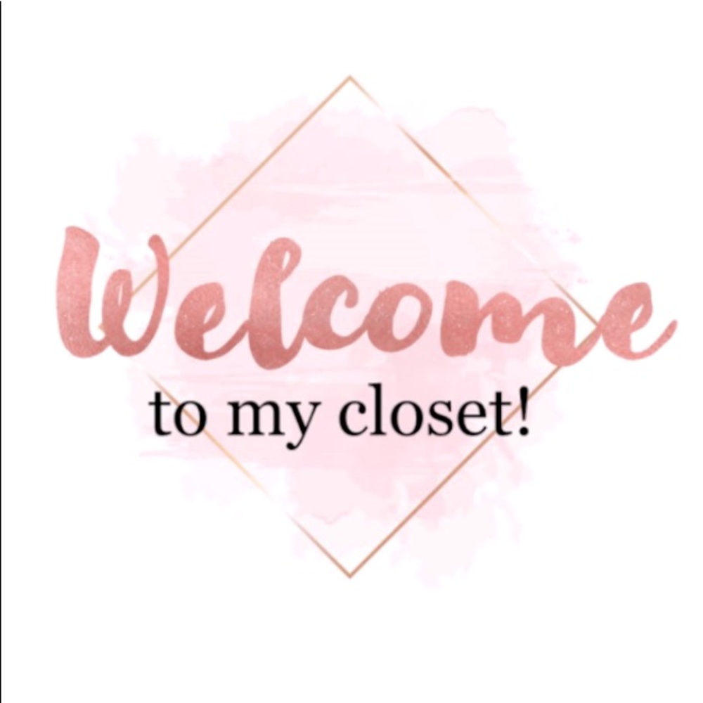 Shop with Nearlydestiny! 🧸🛒✨